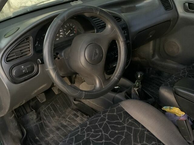 Зелений Деу Сенс, об'ємом двигуна 1.5 л та пробігом 2 тис. км за 1500 $, фото 3 на Automoto.ua