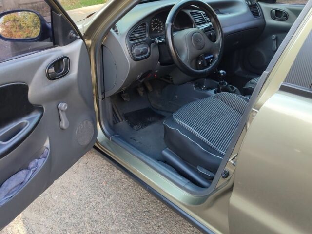 Зеленый Дэу Сенс, объемом двигателя 1.3 л и пробегом 335 тыс. км за 1850 $, фото 4 на Automoto.ua