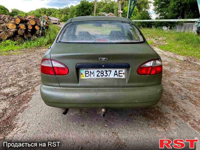 Зеленый Дэу Сенс, объемом двигателя 1.3 л и пробегом 155 тыс. км за 1500 $, фото 1 на Automoto.ua