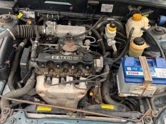 Зелений Деу Сенс, об'ємом двигуна 1.5 л та пробігом 250 тис. км за 1250 $, фото 8 на Automoto.ua