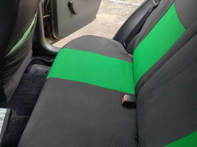 Зеленый Дэу Сенс, объемом двигателя 1.3 л и пробегом 212 тыс. км за 1830 $, фото 7 на Automoto.ua