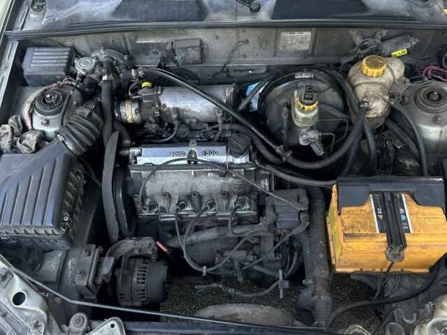 Зеленый Дэу Сенс, объемом двигателя 1.3 л и пробегом 400 тыс. км за 1700 $, фото 6 на Automoto.ua