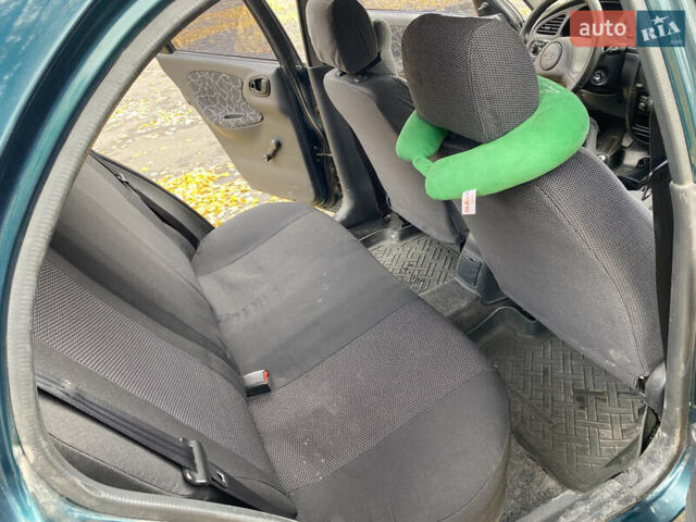 Деу Сенс 2004 у Тернополі на Automoto.ua Зелений Деу Сенс, об'ємом двигуна 1.3 л та пробігом 310 тис. км за 1950 $, фото 13 на Automoto.ua