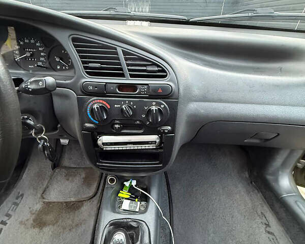 Зеленый Дэу Сенс, объемом двигателя 1.3 л и пробегом 166 тыс. км за 2500 $, фото 15 на Automoto.ua