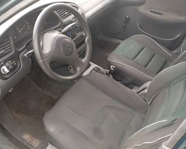 Зелений Деу Сенс, об'ємом двигуна 1.3 л та пробігом 400 тис. км за 1500 $, фото 1 на Automoto.ua