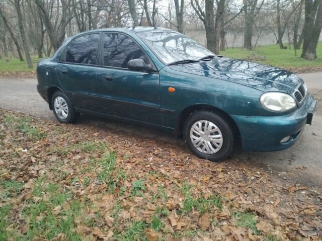 Зеленый Дэу Сенс, объемом двигателя 1.5 л и пробегом 208 тыс. км за 2000 $, фото 1 на Automoto.ua