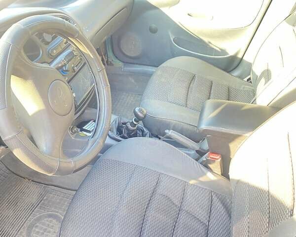 Зеленый Дэу Сенс, объемом двигателя 1.3 л и пробегом 200 тыс. км за 1480 $, фото 1 на Automoto.ua