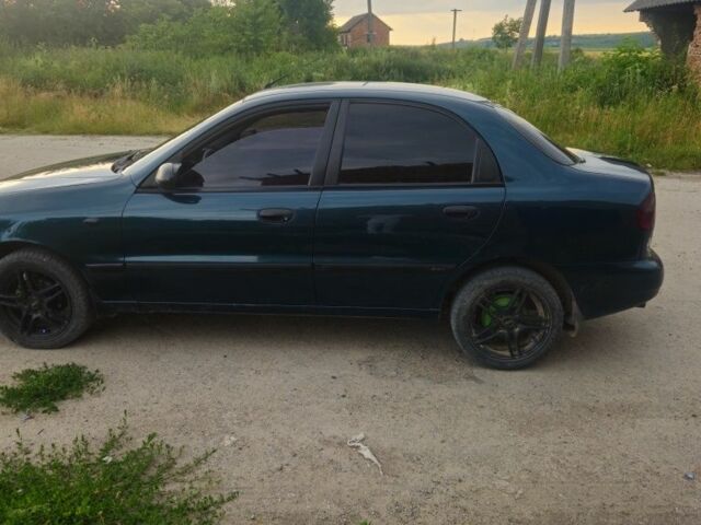 Зеленый Дэу Сенс, объемом двигателя 1.5 л и пробегом 216 тыс. км за 2400 $, фото 1 на Automoto.ua