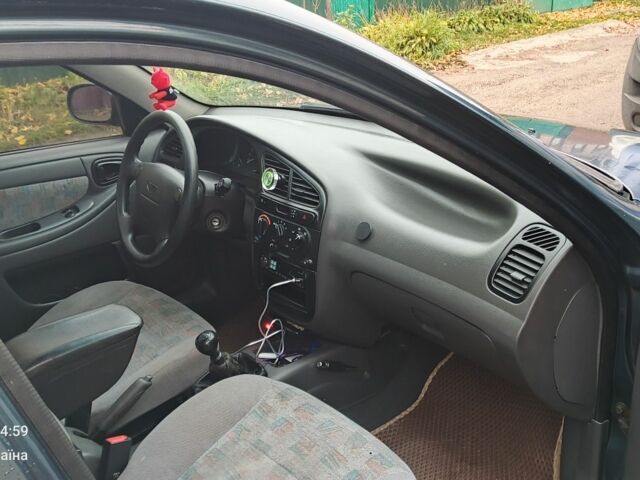 Зелений Деу Сенс, об'ємом двигуна 1.5 л та пробігом 223 тис. км за 2200 $, фото 4 на Automoto.ua