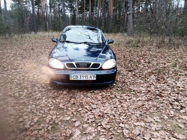 Зеленый Дэу Сенс, объемом двигателя 1.3 л и пробегом 300 тыс. км за 1200 $, фото 2 на Automoto.ua