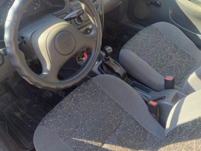 Деу Сенс 2005 у Лубнах на Automoto.ua Зелений Деу Сенс, об'ємом двигуна 1.5 л та пробігом 193 тис. км за 2200 $, фото 6 на Automoto.ua