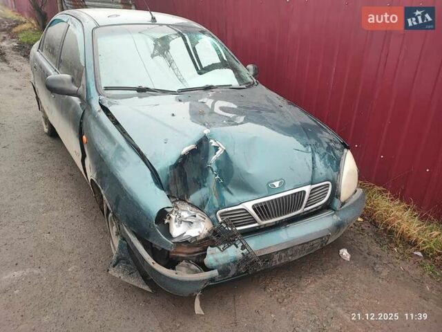 Зеленый Дэу Сенс, объемом двигателя 1.3 л и пробегом 300 тыс. км за 700 $, фото 3 на Automoto.ua