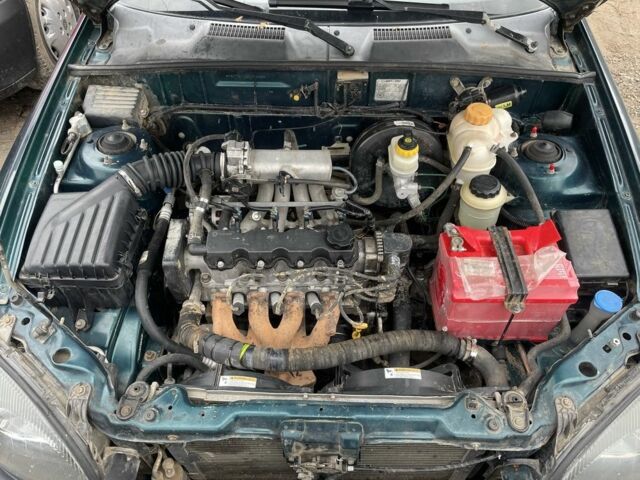 Зеленый Дэу Сенс, объемом двигателя 1.3 л и пробегом 250 тыс. км за 1600 $, фото 1 на Automoto.ua