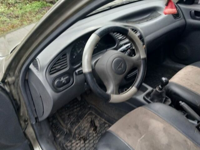 Зелений Деу Сенс, об'ємом двигуна 1.5 л та пробігом 235 тис. км за 1950 $, фото 5 на Automoto.ua