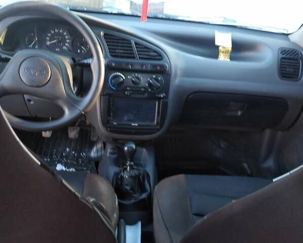 Зелений Деу Сенс, об'ємом двигуна 1.3 л та пробігом 285 тис. км за 2300 $, фото 3 на Automoto.ua