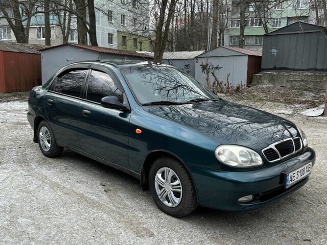 Зеленый Дэу Сенс, объемом двигателя 1.3 л и пробегом 118 тыс. км за 2250 $, фото 2 на Automoto.ua