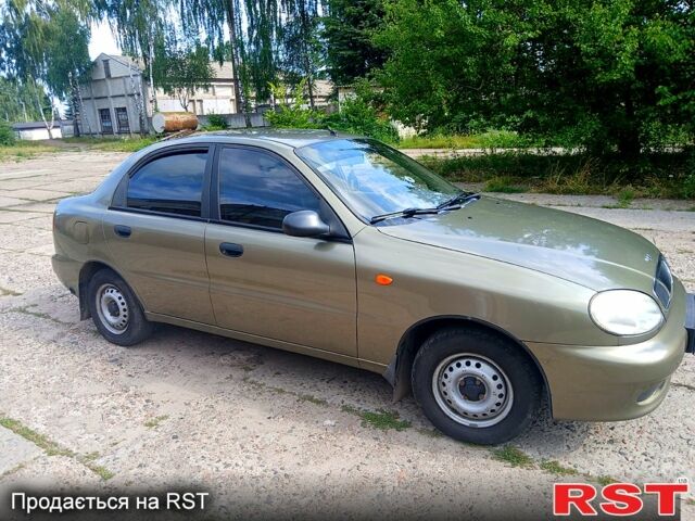 Зеленый Дэу Сенс, объемом двигателя 1.3 л и пробегом 202 тыс. км за 1600 $, фото 1 на Automoto.ua
