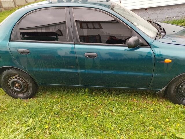 Зеленый Дэу Сенс, объемом двигателя 1.5 л и пробегом 240 тыс. км за 2300 $, фото 3 на Automoto.ua