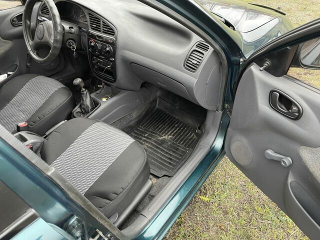 Зеленый Дэу Сенс, объемом двигателя 1.3 л и пробегом 276 тыс. км за 1950 $, фото 12 на Automoto.ua