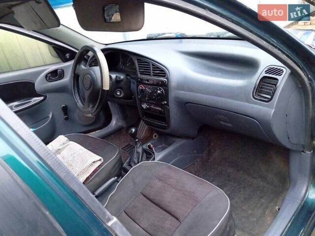 Зеленый Дэу Сенс, объемом двигателя 1.3 л и пробегом 250 тыс. км за 1500 $, фото 4 на Automoto.ua