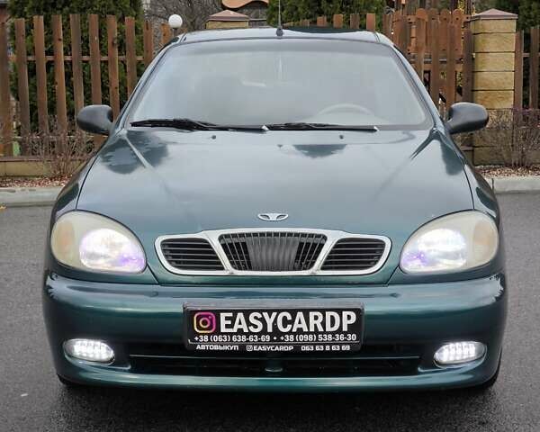 Зеленый Дэу Сенс, объемом двигателя 1.3 л и пробегом 222 тыс. км за 1750 $, фото 1 на Automoto.ua