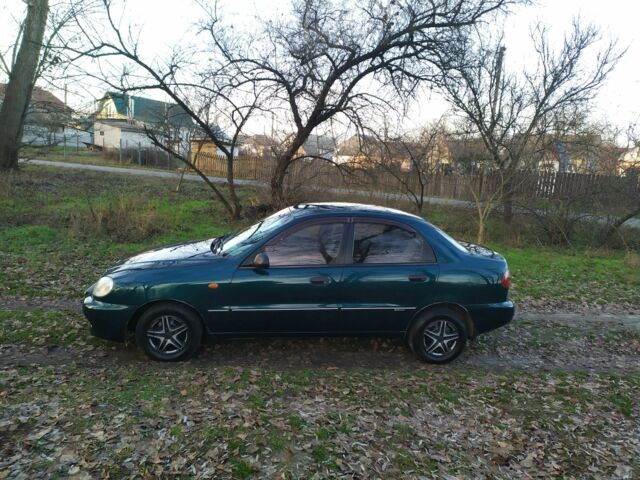 Зелений Деу Сенс, об'ємом двигуна 1.5 л та пробігом 203 тис. км за 2500 $, фото 1 на Automoto.ua