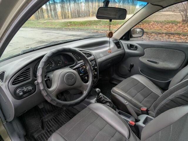 Зеленый Дэу Сенс, объемом двигателя 1.3 л и пробегом 240 тыс. км за 2100 $, фото 5 на Automoto.ua