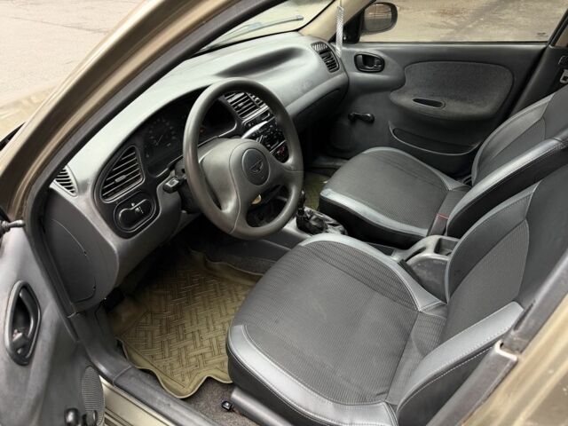 Зеленый Дэу Сенс, объемом двигателя 1.3 л и пробегом 250 тыс. км за 1700 $, фото 7 на Automoto.ua