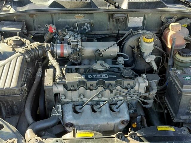 Зеленый Дэу Сенс, объемом двигателя 1.5 л и пробегом 304 тыс. км за 1736 $, фото 6 на Automoto.ua