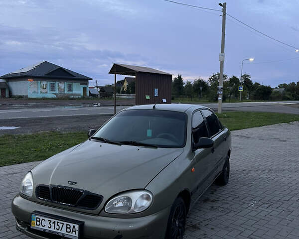 Зеленый Дэу Сенс, объемом двигателя 1.3 л и пробегом 200 тыс. км за 1300 $, фото 4 на Automoto.ua