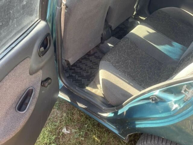 Зеленый Дэу Сенс, объемом двигателя 1.3 л и пробегом 180 тыс. км за 1200 $, фото 4 на Automoto.ua