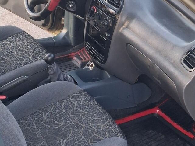 Зелений Деу Сенс, об'ємом двигуна 1.3 л та пробігом 200 тис. км за 1700 $, фото 2 на Automoto.ua