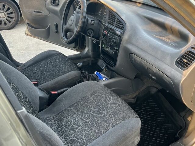 Зеленый Дэу Сенс, объемом двигателя 1.3 л и пробегом 330 тыс. км за 1263 $, фото 5 на Automoto.ua