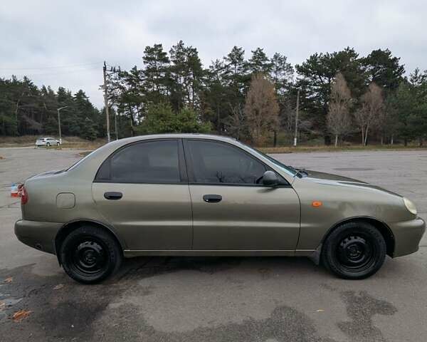 Зелений Деу Сенс, об'ємом двигуна 1.3 л та пробігом 240 тис. км за 2100 $, фото 4 на Automoto.ua