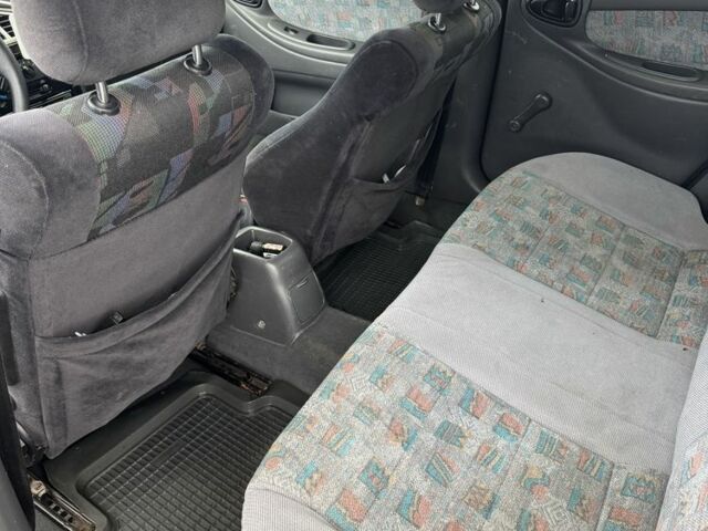 Зеленый Дэу Сенс, объемом двигателя 1.5 л и пробегом 244 тыс. км за 2000 $, фото 5 на Automoto.ua