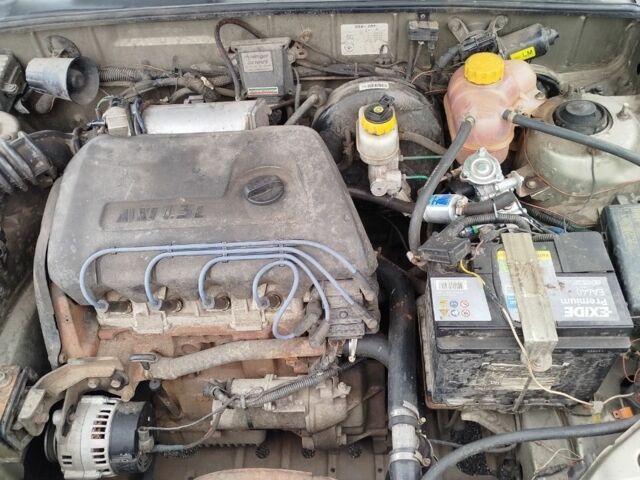 Зеленый Дэу Сенс, объемом двигателя 0 л и пробегом 105 тыс. км за 2600 $, фото 9 на Automoto.ua