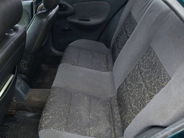 Зеленый Дэу Сенс, объемом двигателя 1.3 л и пробегом 137 тыс. км за 1500 $, фото 7 на Automoto.ua