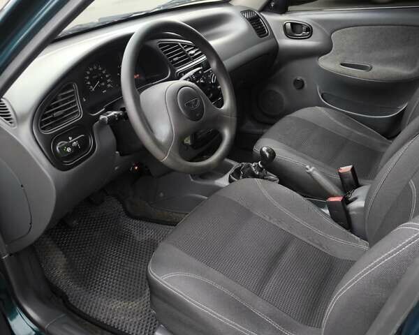 Зеленый Дэу Сенс, объемом двигателя 1.3 л и пробегом 222 тыс. км за 1750 $, фото 14 на Automoto.ua