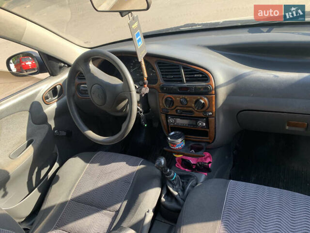 Зеленый Дэу Сенс, объемом двигателя 0 л и пробегом 170 тыс. км за 1650 $, фото 2 на Automoto.ua