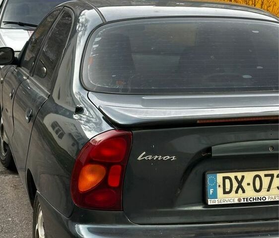 Зеленый Дэу Сенс, объемом двигателя 1.6 л и пробегом 2 тыс. км за 2450 $, фото 2 на Automoto.ua