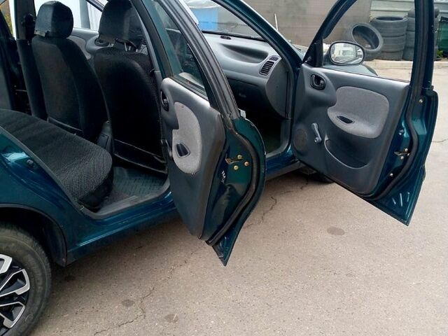 Зелений Деу Сенс, об'ємом двигуна 1.3 л та пробігом 125 тис. км за 2200 $, фото 6 на Automoto.ua