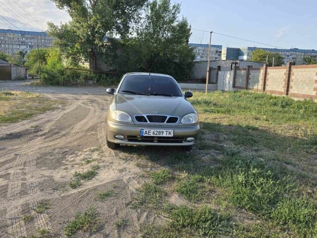 Зеленый Дэу Сенс, объемом двигателя 1.5 л и пробегом 250 тыс. км за 1500 $, фото 1 на Automoto.ua