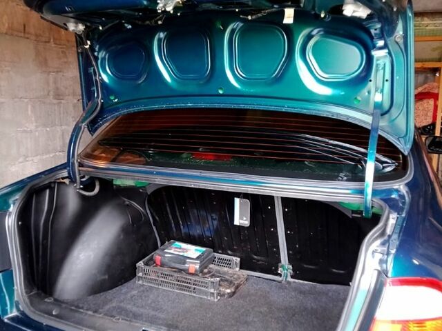 Зеленый Дэу Сенс, объемом двигателя 1.3 л и пробегом 160 тыс. км за 2900 $, фото 3 на Automoto.ua