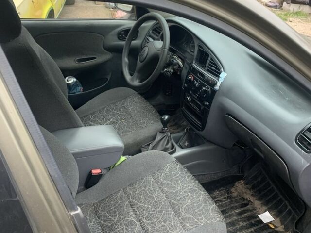 Зелений Деу Сенс, об'ємом двигуна 1 л та пробігом 250 тис. км за 1300 $, фото 6 на Automoto.ua