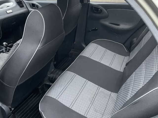 Зеленый Дэу Сенс, объемом двигателя 1.3 л и пробегом 151 тыс. км за 2350 $, фото 6 на Automoto.ua