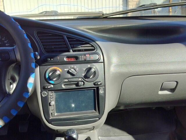 Зеленый Дэу Сенс, объемом двигателя 1.5 л и пробегом 304 тыс. км за 1736 $, фото 7 на Automoto.ua