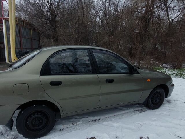 Зеленый Дэу Сенс, объемом двигателя 1.5 л и пробегом 253 тыс. км за 3500 $, фото 6 на Automoto.ua