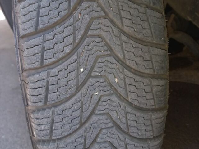 Зелений Деу Сенс, об'ємом двигуна 1.5 л та пробігом 300 тис. км за 1700 $, фото 3 на Automoto.ua