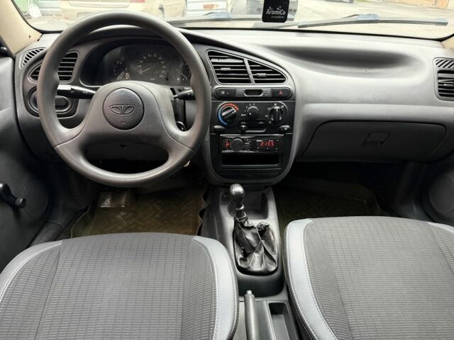 Зеленый Дэу Сенс, объемом двигателя 1.3 л и пробегом 250 тыс. км за 1700 $, фото 6 на Automoto.ua