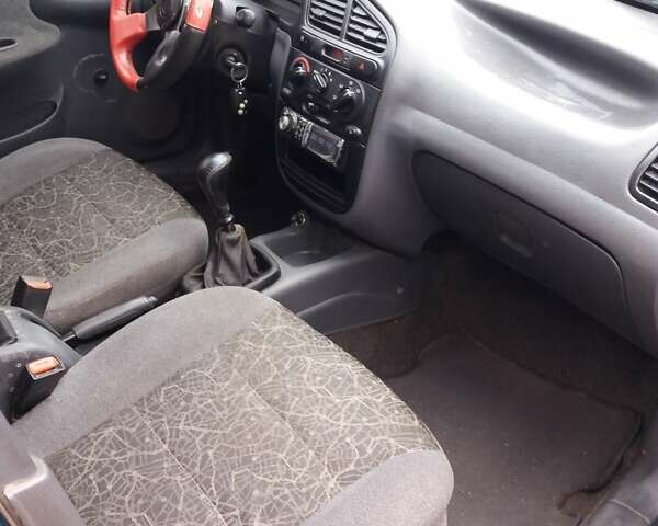 Зеленый Дэу Сенс, объемом двигателя 1.3 л и пробегом 150 тыс. км за 1500 $, фото 6 на Automoto.ua